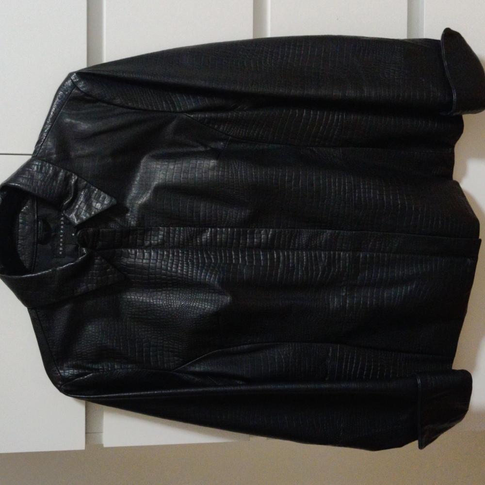 Genuine Leather Jacket from Apostrophe, black with black lining, size 8